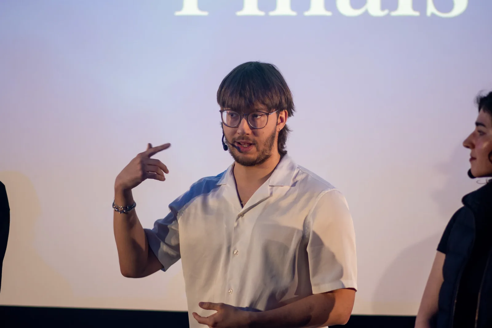 Picture of Radovan pitching at the Deep Dive competition